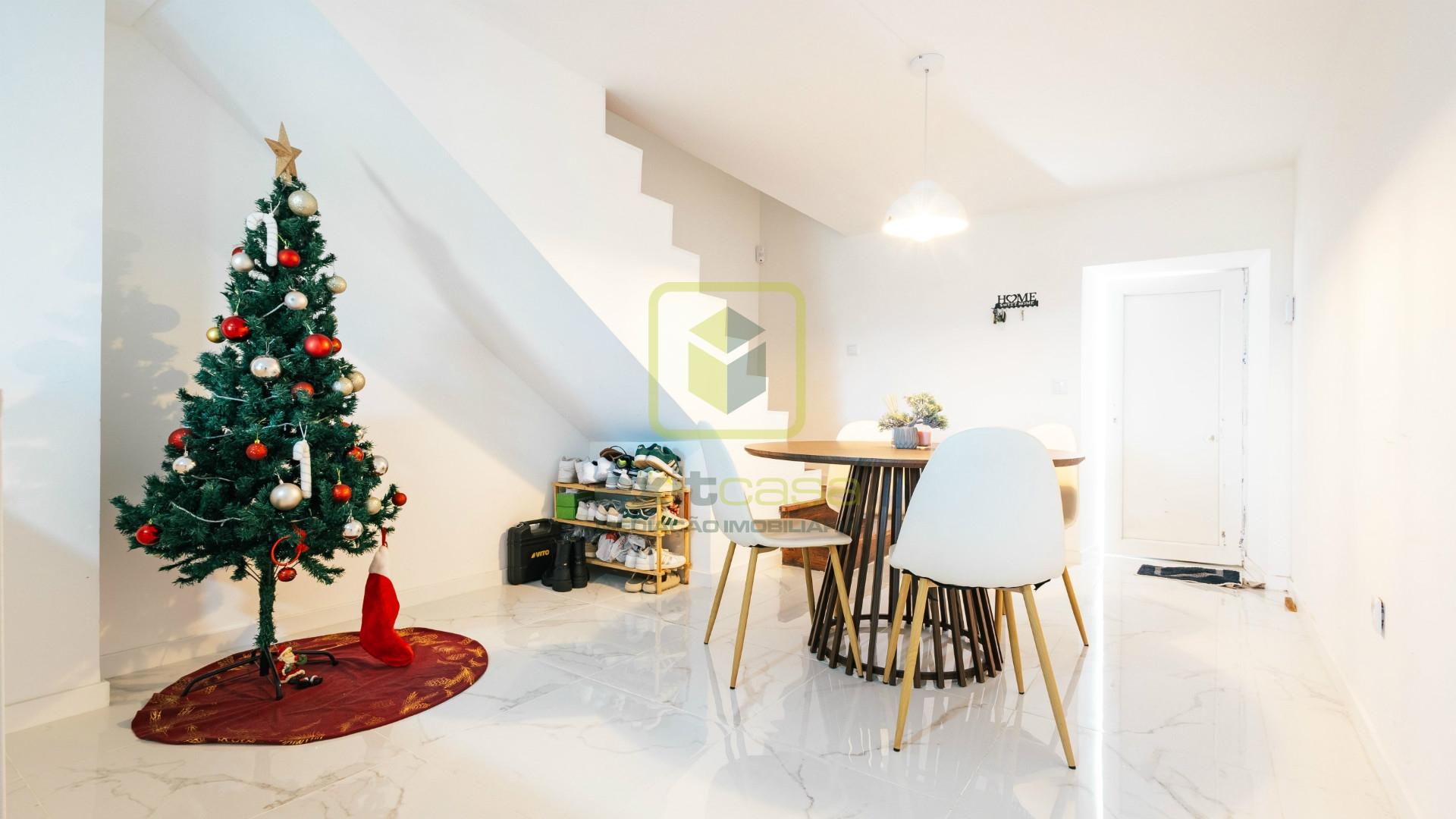 Moradia T4 remodelada