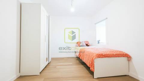 Moradia T4 remodelada