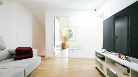 Moradia T4 remodelada