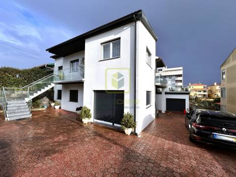 Moradia T6 em Buarcos