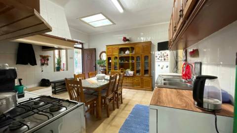 Quinta com 17.844 m²