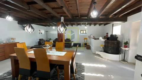 Quinta com 17.844 m²