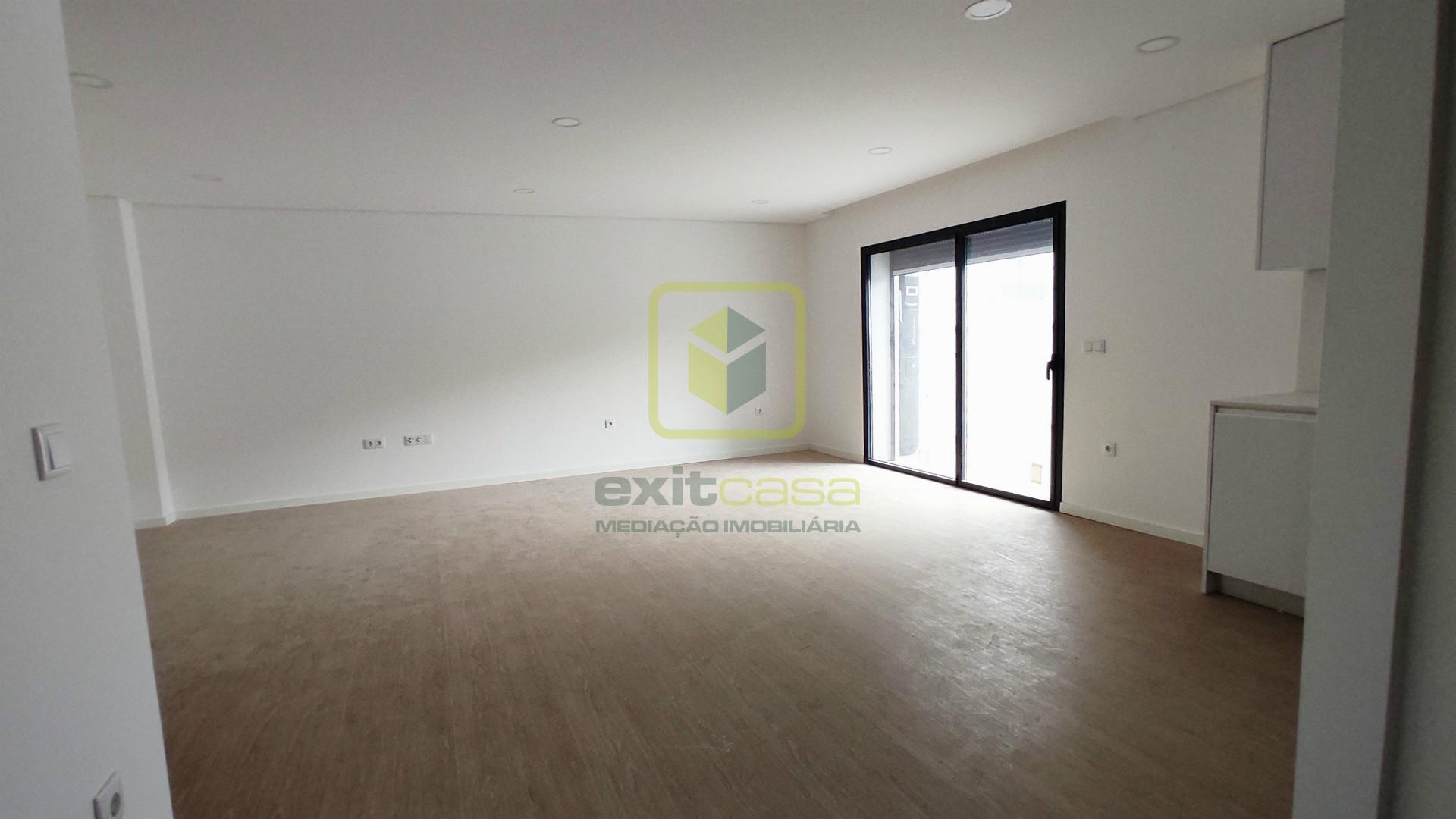 Apartamento T3 com Terraço em Aveiro