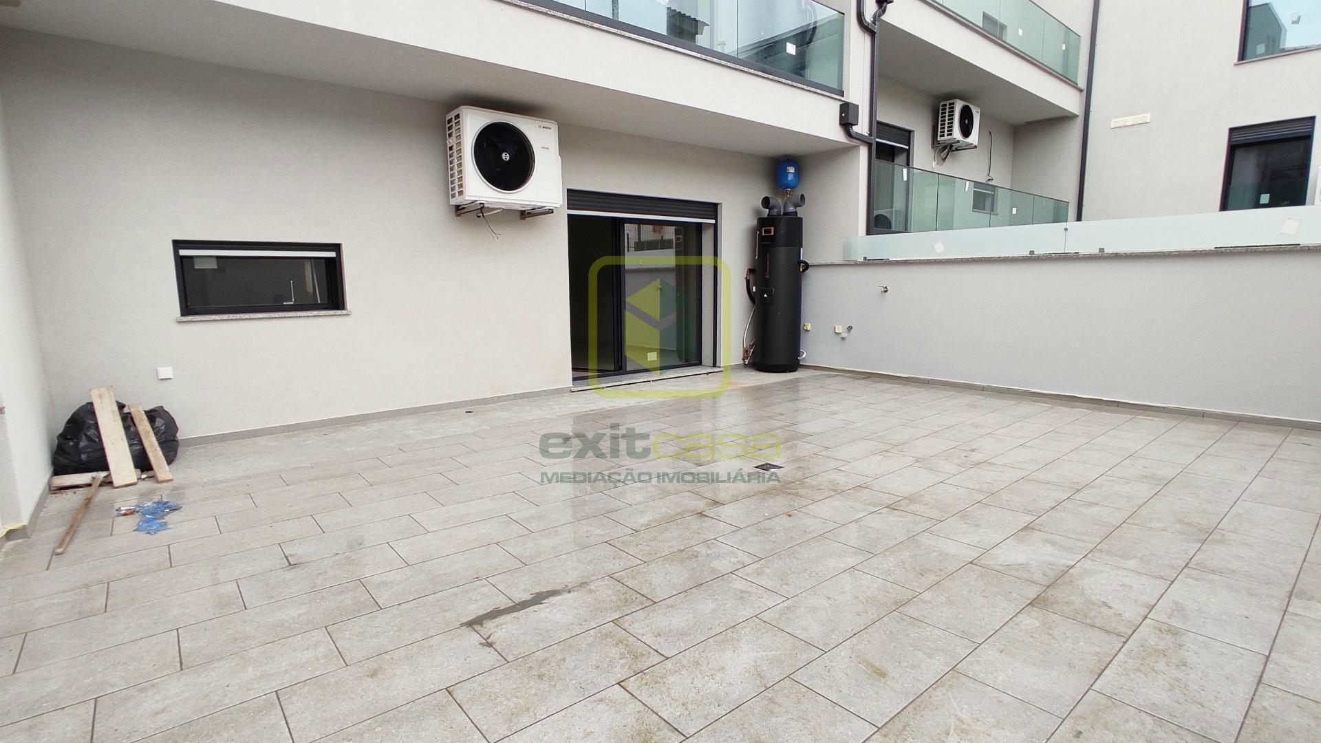 Apartamento T3 com Terraço em Aveiro