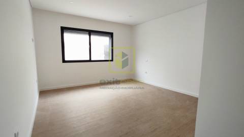 Apartamento T3 com Terraço em Aveiro