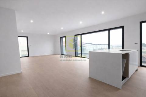 Apartamento T3 Duplex com Terraço em Aveiro