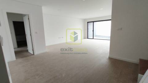 Apartamento T3 Duplex com Terraços em Aveiro
