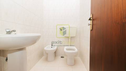 Restaurante e escritórios