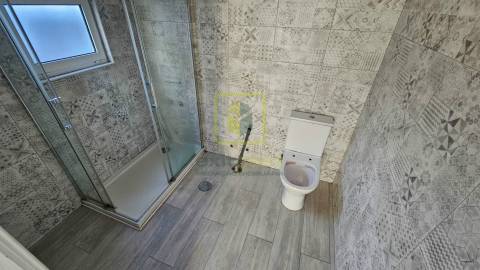 Moradia Térrea a Poucos Minutos da Praia