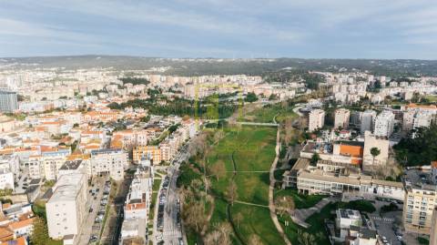 Restaurante e escritórios