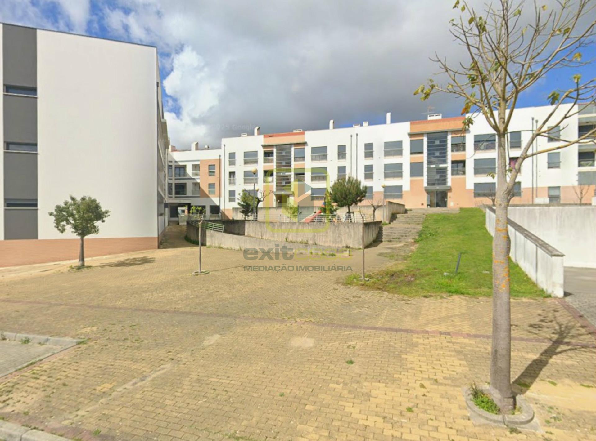 Loja Ampla com Garagem