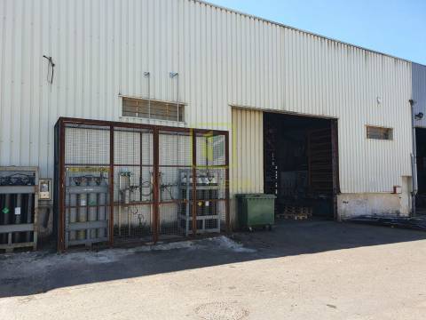 Armazém para Arrendamento