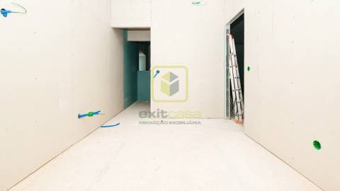 Moradia T4 remodelada