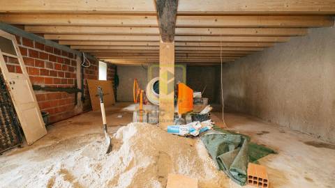 Moradia T4 remodelada