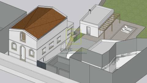 Moradia T4 remodelada