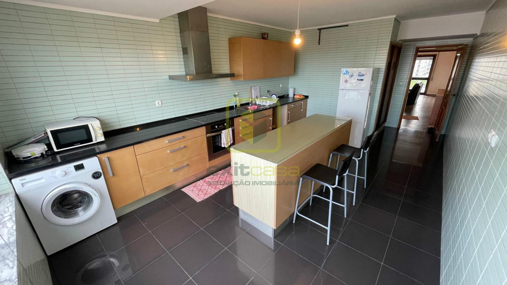 Apartamento T3 no Centro de Aveiro