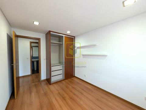 Apartamento T3 para Arrendamento em Aveiro