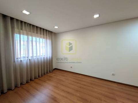 Apartamento T3 para Arrendamento em Aveiro
