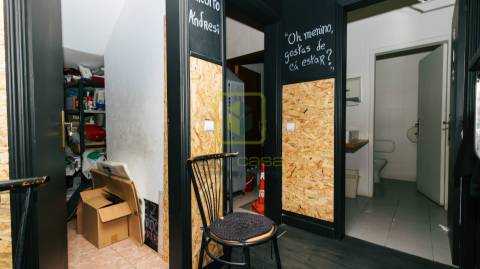 Prédio Comercial com Elevado Potencial de Conversão Habitacional