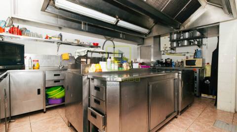 Prédio Comercial com Elevado Potencial de Conversão Habitacional