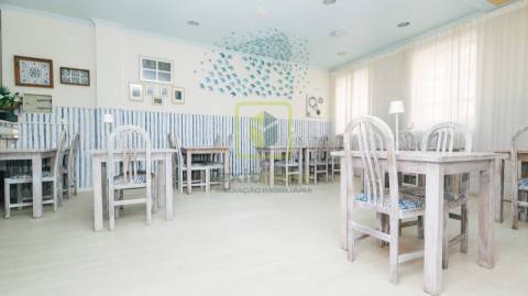 Prédio Comercial com Elevado Potencial de Conversão Habitacional