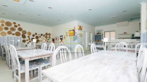 Prédio Comercial com Elevado Potencial de Conversão Habitacional