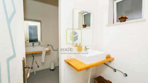 Prédio Comercial com Elevado Potencial de Conversão Habitacional