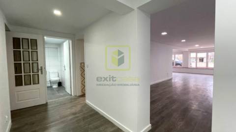 Moradia a Poucos Minutos da Praia