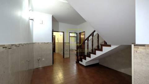 Moradia Isolada para Arrendamento