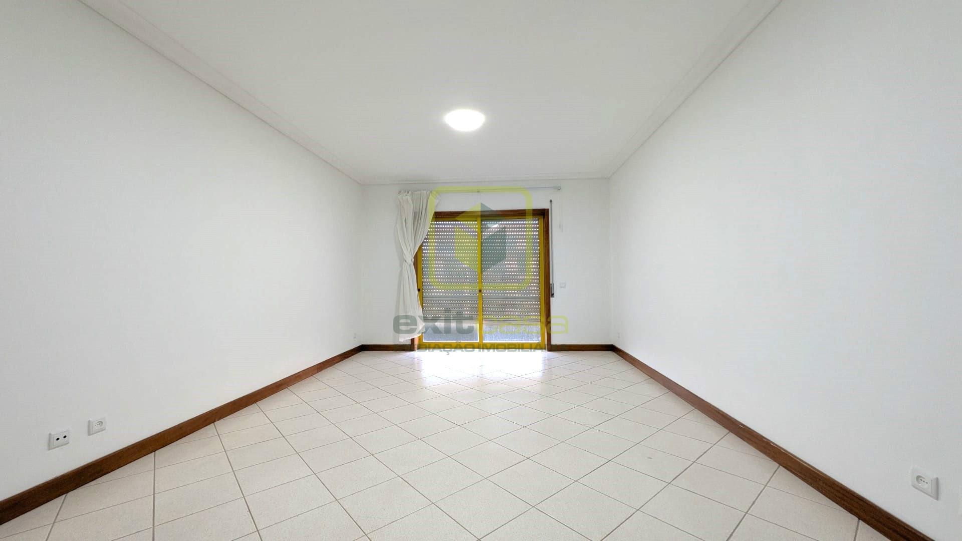 Apartamento T2 na Praia da Barra