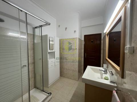 Apartamento T2 em Samora Correia