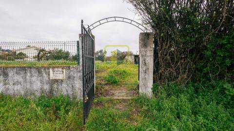 Terreno na Granja do Ulmeiro