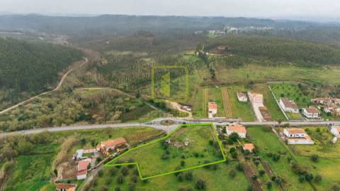Terreno na Granja do Ulmeiro