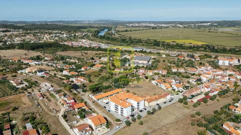 Terreno na Granja do Ulmeiro