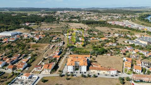 Terreno na Granja do Ulmeiro