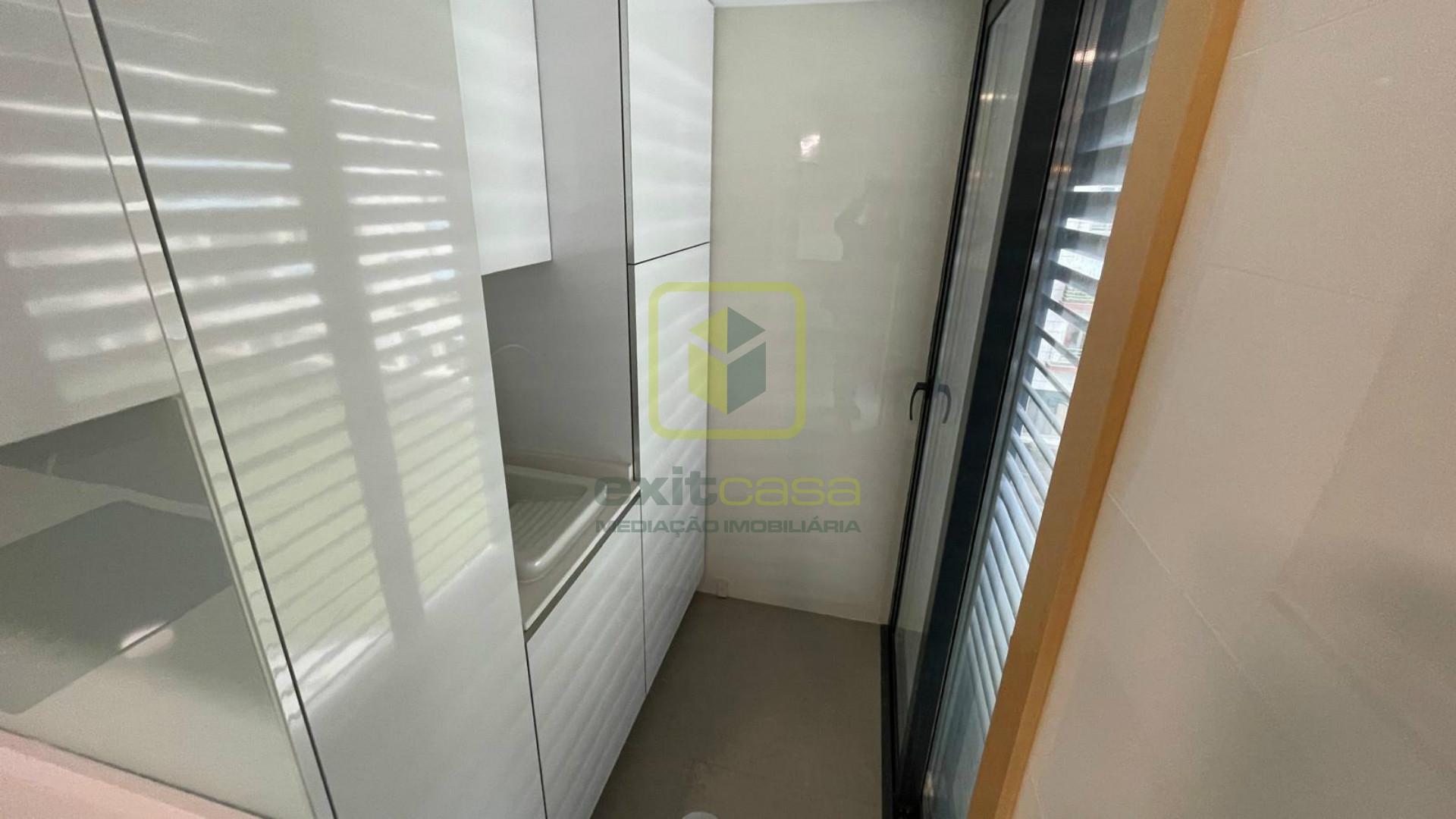 Apartamento T2 para Arrendamento