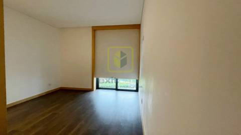 Apartamento T2 para Arrendamento