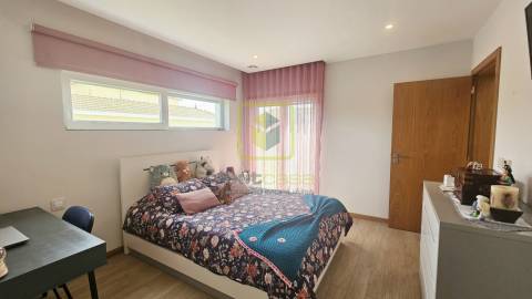 Moradia de Luxo a 5 Minutos da Praia da Barra