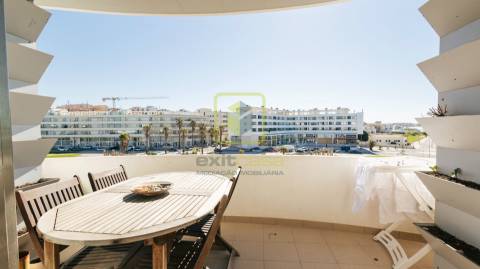 Apartamento T2 de luxo em Primeira Linha de Mar