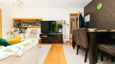 Apartamento T2 de luxo em Primeira Linha de Mar