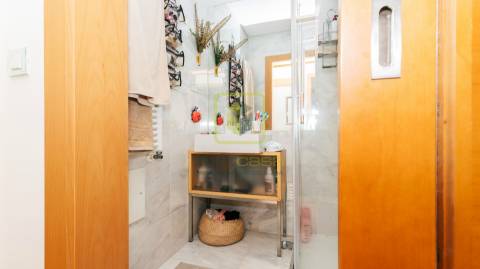 Apartamento T2 de luxo em Primeira Linha de Mar