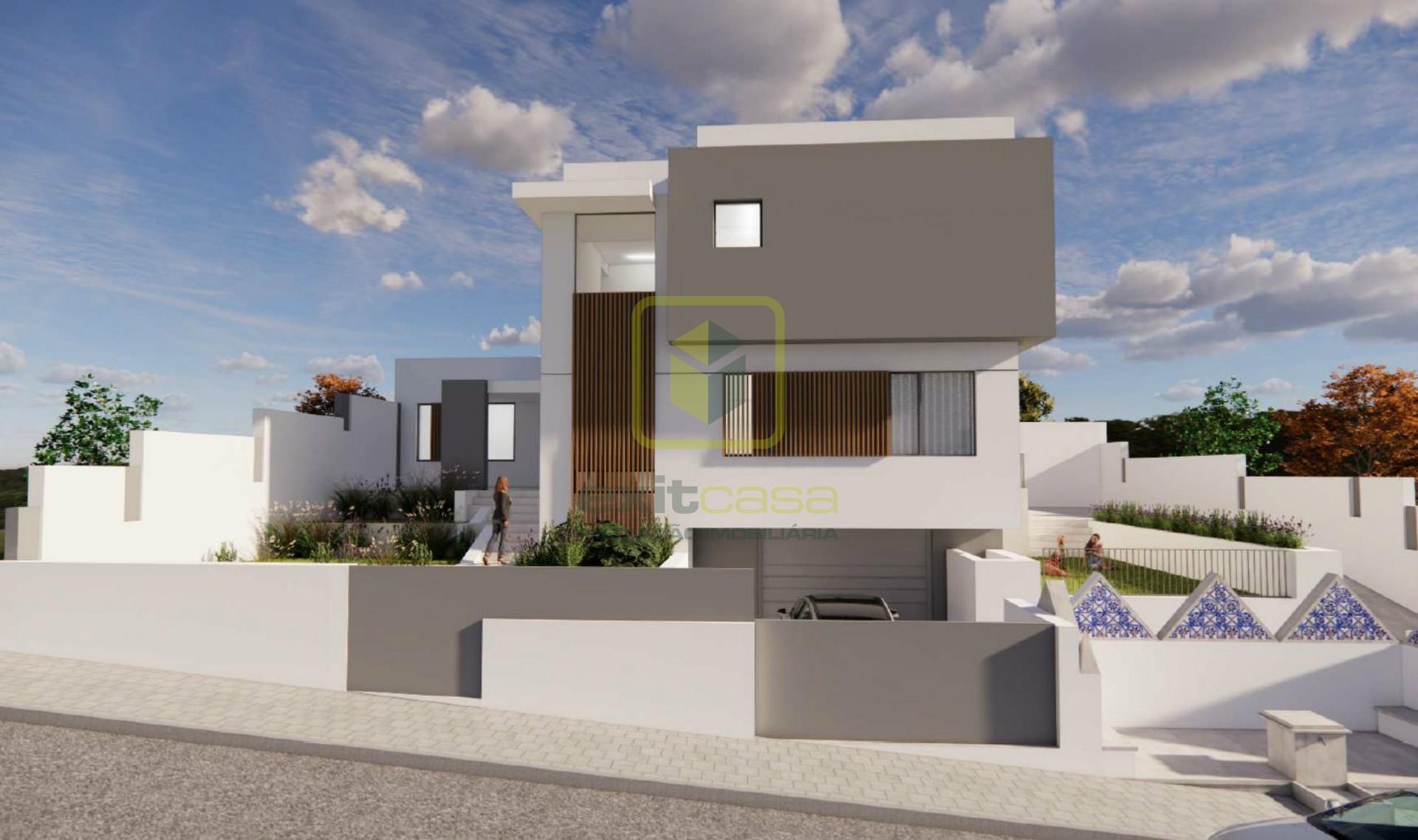 Moradia T4 em Construção