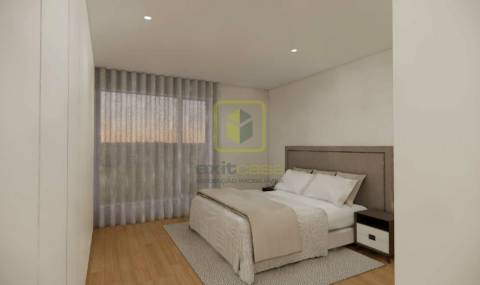 Moradia T4 em Construção