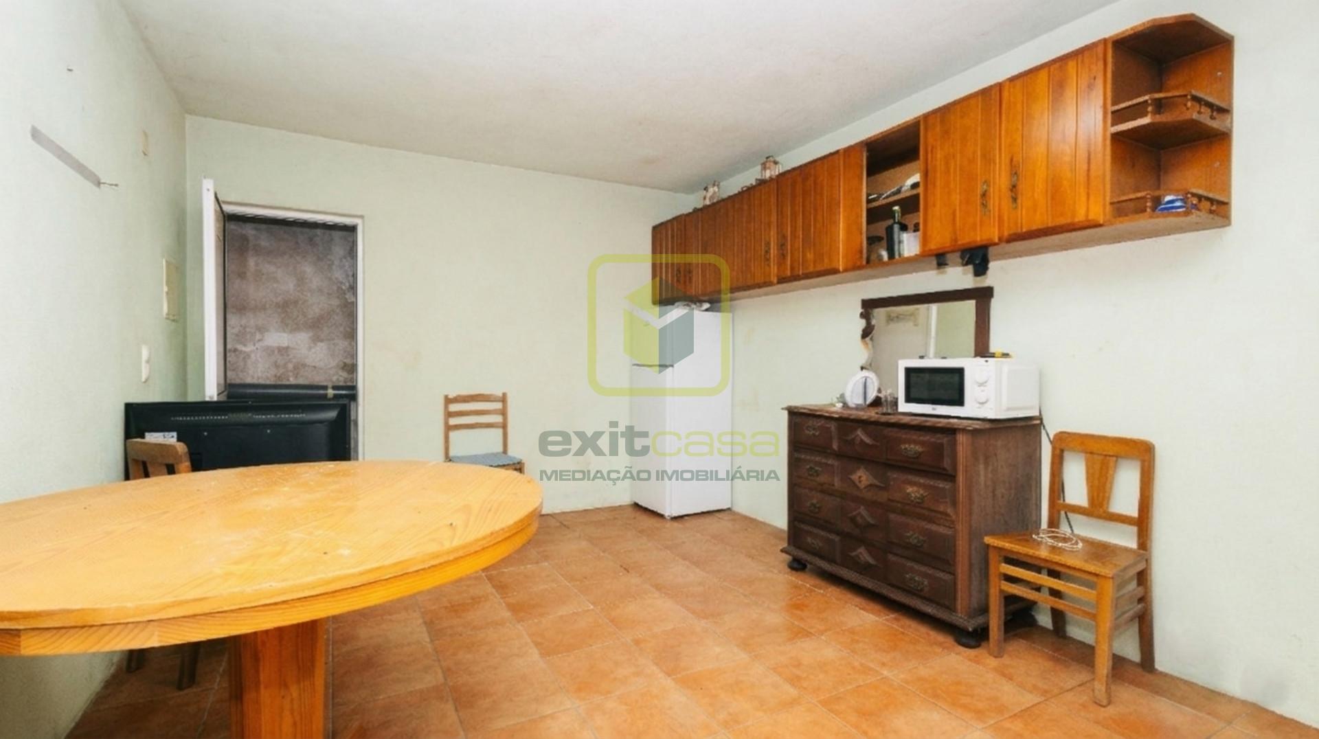 Garagem convertida em Habitação