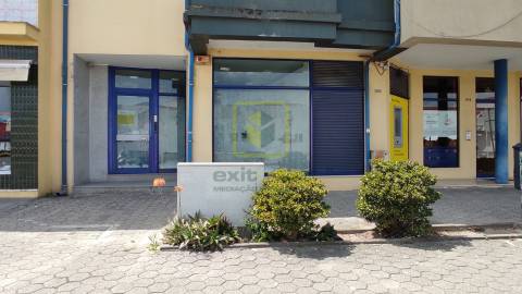 Imóvel da Banca - Loja para Venda em Aveiro