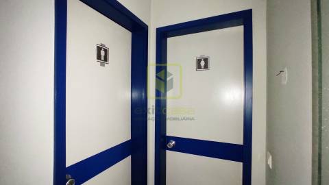 Imóvel da Banca - Loja para Venda em Aveiro