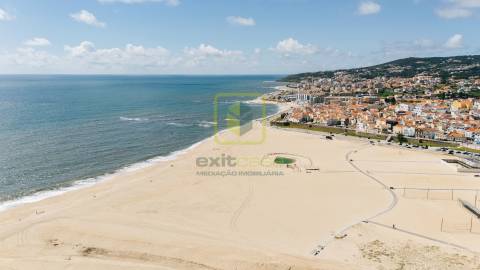 Apartamento T1 na Primeira Linha de Mar!