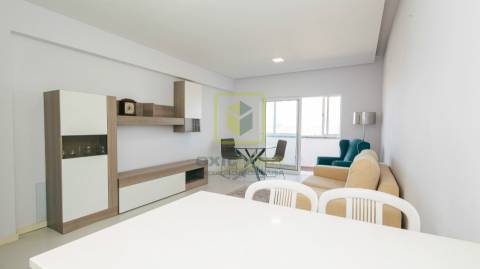 Apartamento T1 na Primeira Linha de Mar!