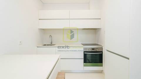 Apartamento T1 na Primeira Linha de Mar!
