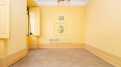 Moradia T5 no Bairro Novo